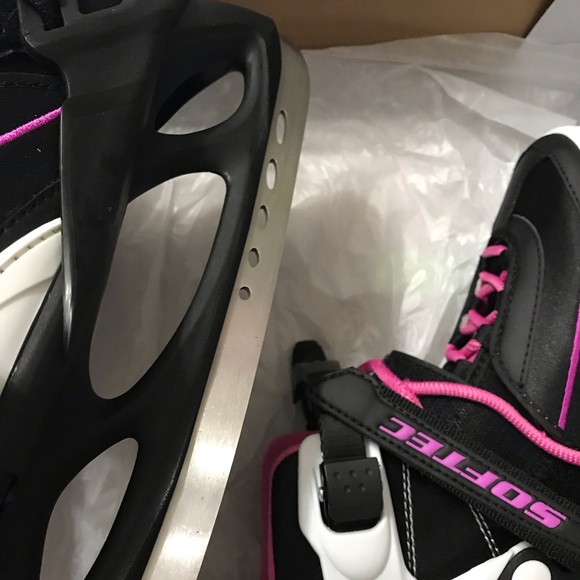 Softec Skates Shoes - Picture 7 of 9